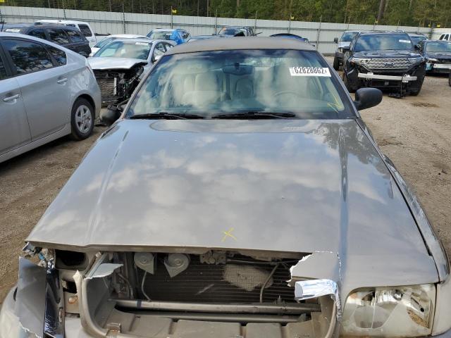 Photo 7 from auction – 2004 FORD CROWN VICT with VIN 2FAFP74W94X119384
