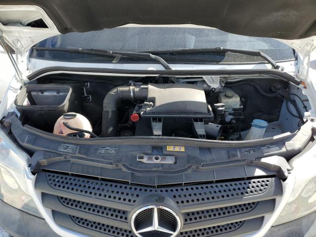 Photo 7 from auction – 2016 MERCEDES-BENZ SPRINTER 2 with VIN WD3PE7DD1GP256696