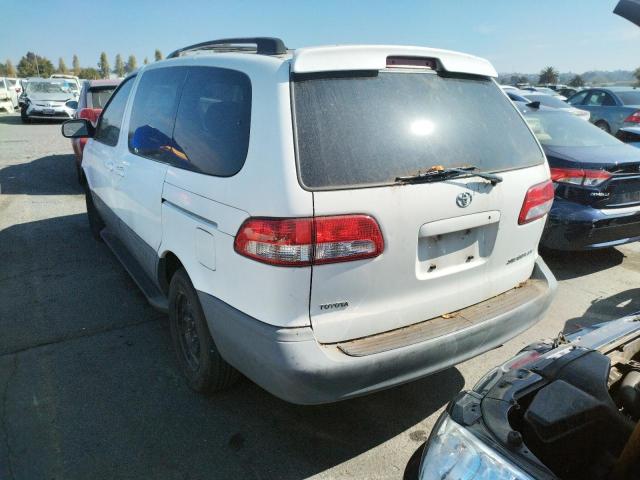 Photo 3 from auction – 2002 TOYOTA SIENNA with VIN 4T3ZF13C52U446290
