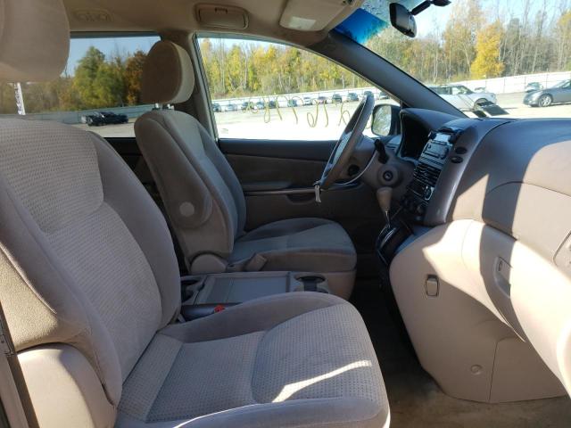 Photo 5 from auction – 2010 TOYOTA SIENNA CE with VIN 5TDKK4CC5AS320283