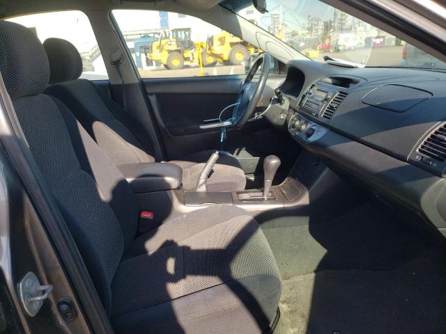 Photo 5 from auction – 2005 TOYOTA CAMRY LE with VIN 4T1BE32K75U520752