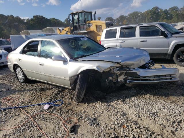 TOYOTA CAMRY CE 2000 with VIN 4T1BG22K0YU683431 - Photo from auction