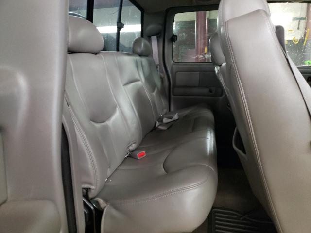 Photo 6 from auction – 2005 CHEVROLET SILVERADO with VIN 1GCEK19B15E177841