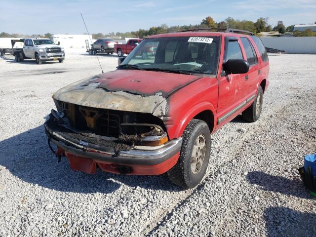 Photo 2 from auction – 2000 CHEVROLET BLAZER with VIN 1GNDT13W5Y2323305