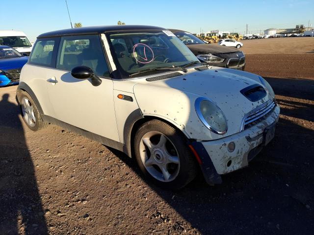 MINI COOPER 2003 with VIN WMWRC33483TC48367 - Photo from auction