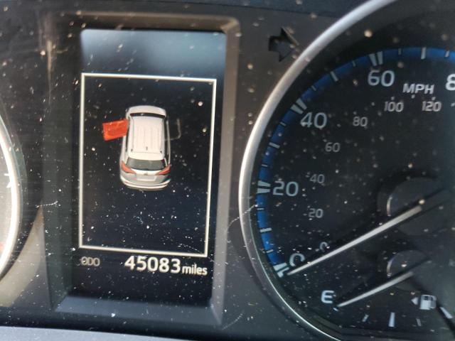 Photo 8 from auction – 2018 TOYOTA RAV4 LE with VIN JTMBFREV3JJ204593