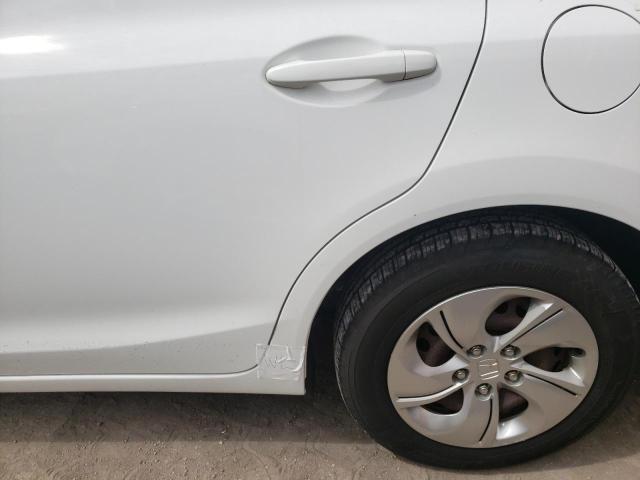 Photo 9 from auction – 2015 HONDA CIVIC LX with VIN 19XFB2F52FE045962