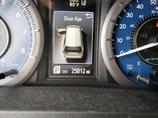 Photo 8 from auction – 2018 TOYOTA SIENNA L with VIN 5TDZZ3DC2JS912212