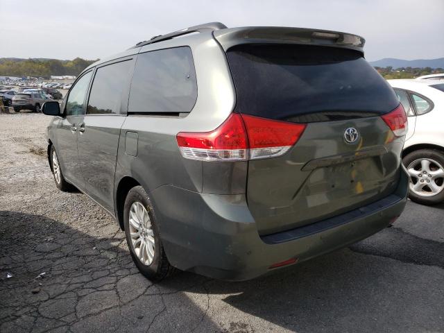Photo 3 from auction – 2014 TOYOTA SIENNA XLE with VIN 5TDYK3DC8ES448607