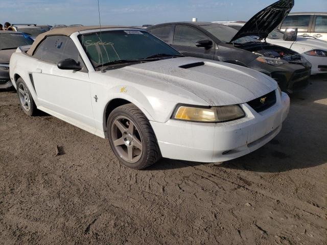 FORD MUSTANG 2000 z numerem VIN 1FAFP4441YF177388 - Zdjęcie z aukcji