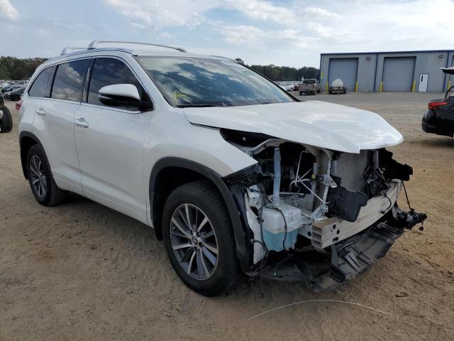 TOYOTA HIGHLANDER 2018 with VIN 5TDJZRFH5JS556394 - Photo from auction
