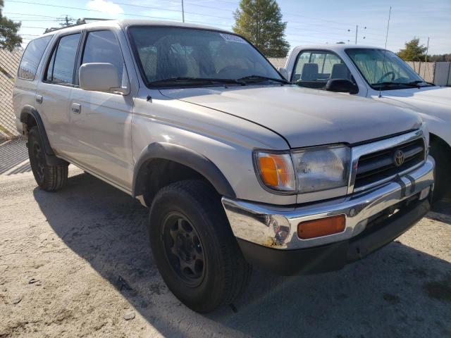 TOYOTA 4RUNNER SR 1998 with VIN JT3GN86R3W0057021 - Photo from auction