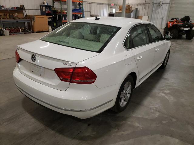 Photo 4 from auction – 2015 VOLKSWAGEN PASSAT SE with VIN 1VWBS7A30FC022279