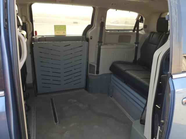 Photo 6 from auction – 2011 CHRYSLER TOWN & COU with VIN 2A4RR8DG0BR773024