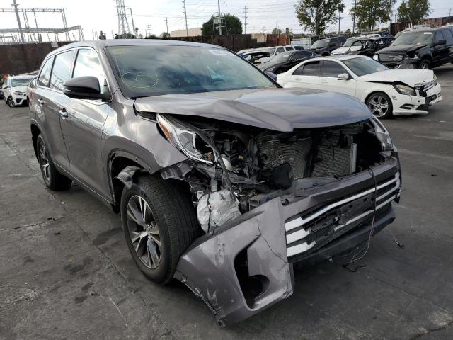 TOYOTA HIGHLANDER 2019 z numerem VIN 5TDZZRFH0KS347388 - Zdjęcie z aukcji