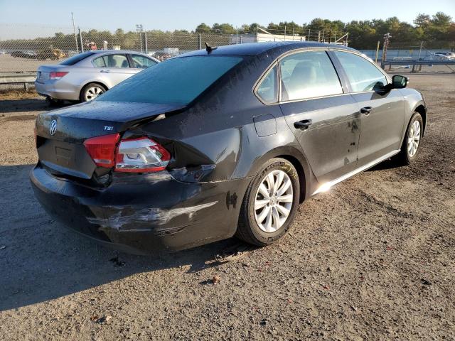 Photo 4 from auction – 2015 VOLKSWAGEN PASSAT S with VIN 1VWAT7A33FC076121