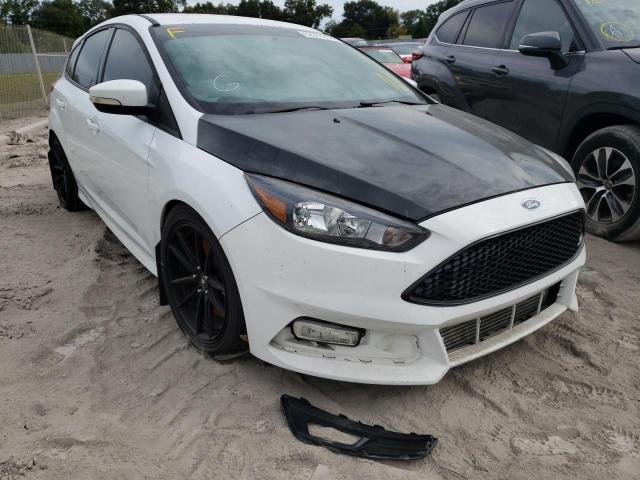 FORD FOCUS ST 2017 z numerem VIN 1FADP3L93HL337917 - Zdjęcie z aukcji