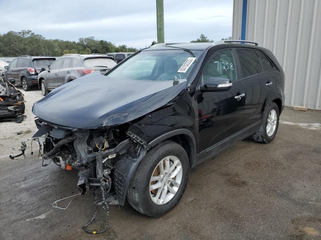 Photo 2 from auction – 2015 KIA SORENTO LX with VIN 5XYKT4A61FG659752