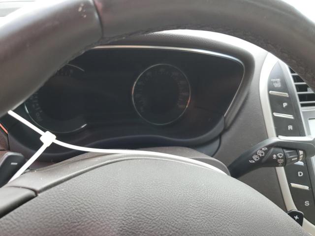 Photo 8 from auction – 2019 LINCOLN MKC RESERV with VIN 5LMCJ3C97KUL13038