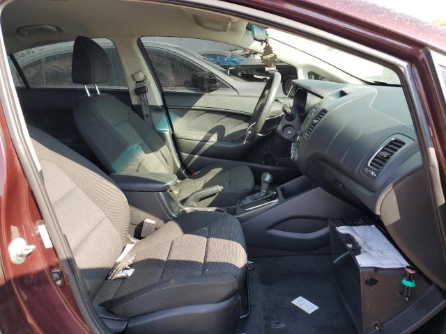 Photo 5 from auction – 2017 KIA FORTE LX with VIN 3KPFK4A76HE086196