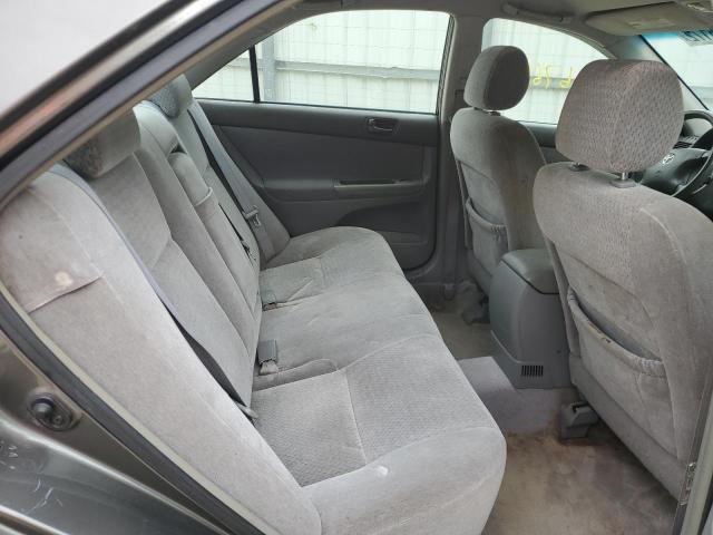 Photo 10 from auction – 2004 TOYOTA CAMRY LE with VIN JTDBE32K540264508