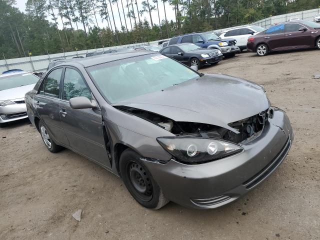 TOYOTA CAMRY LE 2004 with VIN 4T1BE32K64U939335 - Photo from auction