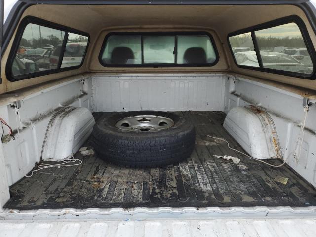 Photo 6 from auction – 2002 CHEVROLET SILVERADO with VIN 1GCEC14V12Z136256