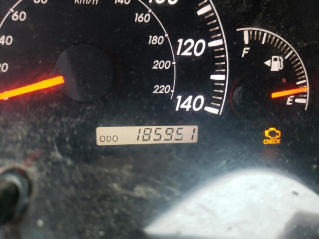 Photo 8 from auction – 2005 TOYOTA CAMRY LE with VIN 4T1BF30K75U596889