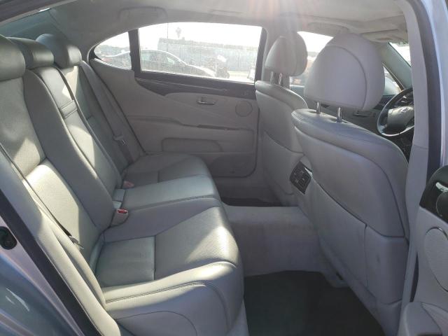 Photo 6 from auction – 2010 LEXUS LS 460L with VIN JTHDL5EF2A5002239