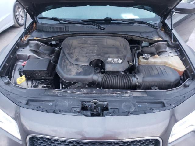 Photo 7 from auction – 2017 CHRYSLER 300 LIMITE with VIN 2C3CCAAG0HH614497