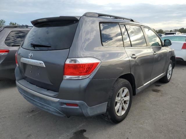 Photo 4 from auction – 2011 TOYOTA HIGHLANDER with VIN 5TDZK3EH2BS042185