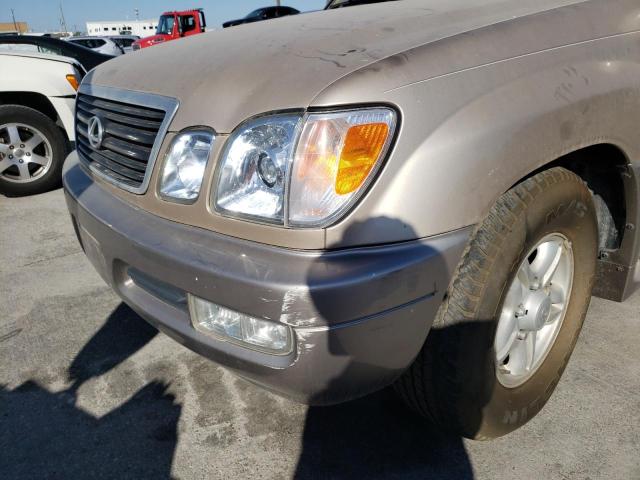 Photo 9 from auction – 1999 LEXUS LX 470 with VIN JT6HT00W2X0041326