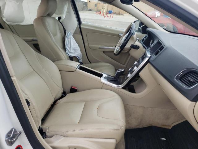 Photo 5 from auction – 2015 VOLVO S60 PREMIE with VIN YV140MFK3F2337402