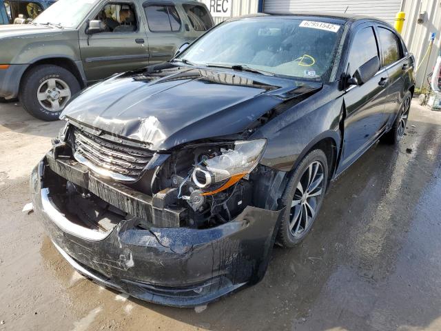 Photo 2 from auction – 2013 CHRYSLER 200 LIMITE with VIN 1C3CCBCG9DN501863