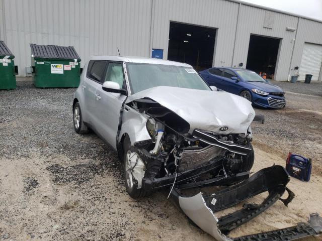 KIA SOUL 2017 with VIN KNDJN2A2XH7414164 - Photo from auction