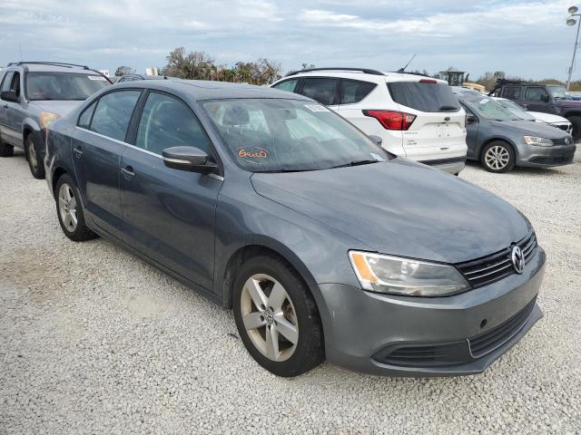 Photo 3 from auction – 2014 VOLKSWAGEN JETTA TDI with VIN 3VWLL7AJ2EM355242