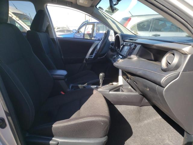 Photo 5 from auction – 2015 TOYOTA RAV4 XLE with VIN JTMRFREV9FD139026
