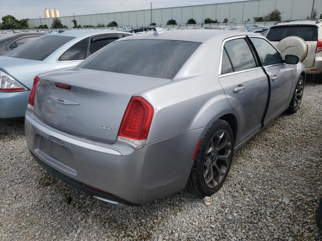 Photo 4 from auction – 2016 CHRYSLER 300 LIMITE with VIN 2C3CCAAG5GH175683