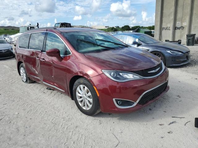CHRYSLER PACIFICA T 2017 with VIN 2C4RC1BG8HR511908 - Photo from auction