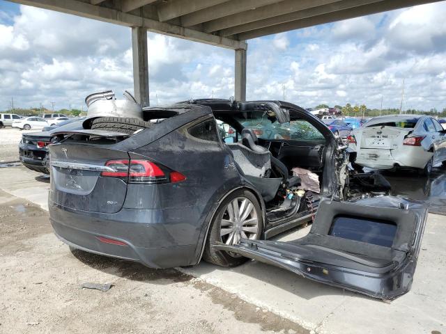Photo 4 from auction – 2016 TESLA MODEL X with VIN 5YJXCAE29GF006963