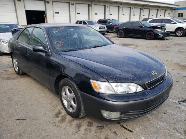 LEXUS ES 300 1999 with VIN JT8BF28G4X0176935 - Photo from auction