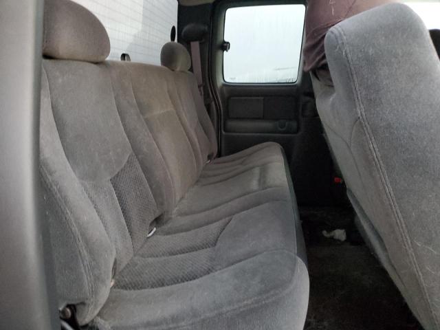 Photo 6 from auction – 2005 CHEVROLET SILVERADO with VIN 1GCEK19B95E143470