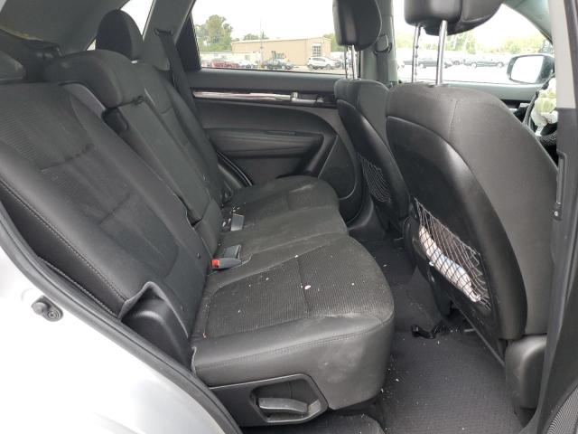Photo 6 from auction – 2014 KIA SORENTO LX with VIN 5XYKT3A69EG539481