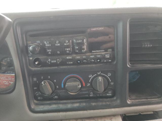 Photo 9 from auction – 2001 CHEVROLET SILVERADO with VIN 1GCJK33G11F155972