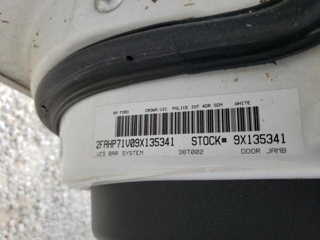 Photo 10 from auction – 2009 FORD CROWN VICT with VIN 2FAHP71V09X135341