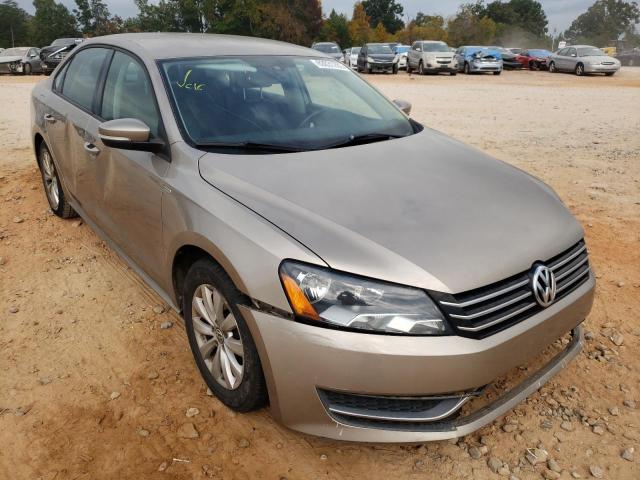VOLKSWAGEN PASSAT S 2015 with VIN 1VWAT7A33FC038887 - Photo from auction