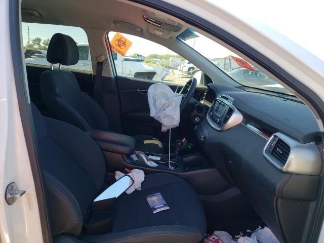 Photo 5 from auction – 2016 KIA SORENTO LX with VIN 5XYPGDA58GG045963