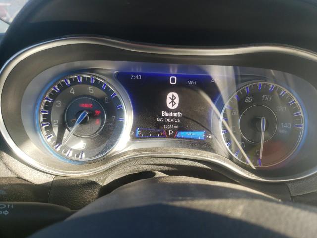 Photo 8 from auction – 2015 CHRYSLER 300 LIMITE with VIN 2C3CCAAG4FH899203