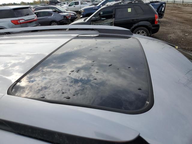 Photo 9 from auction – 2017 TOYOTA RAV4 LIMIT with VIN 2T3DFREV4HW608328
