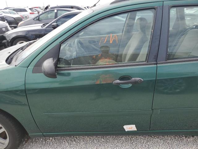 Photo 9 from auction – 2000 FORD FOCUS SE with VIN 1FAFP36P7YW100817